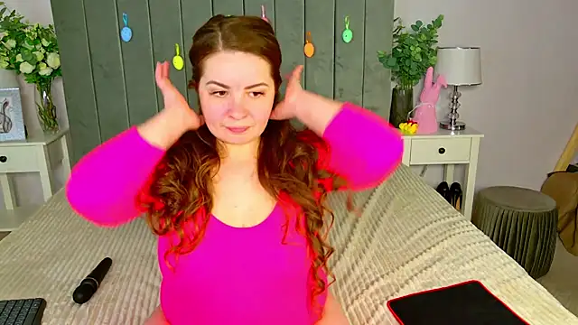 Snapshot of Riises chatting on 04/07/26, 05:57 Riises online show from 04/07/26, 05:57