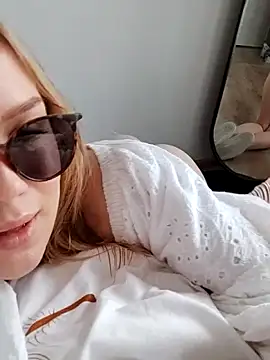 LittleForestELF2 online show from 03/25/26, 03:45