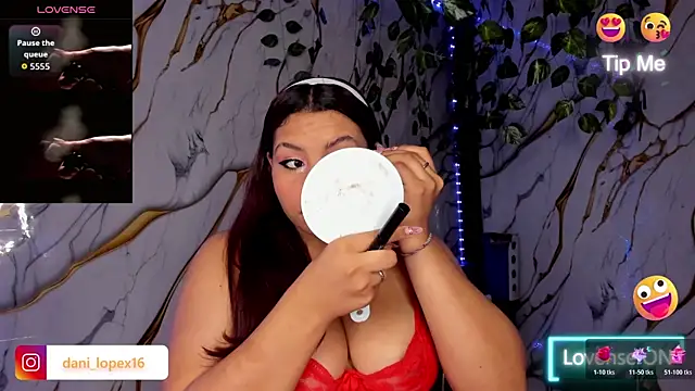 daniela lopez1 online show from 05/21/26, 04:08