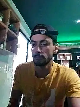 Snapshot of LiL-DRapXXX chatting on 04/13/26, 02:44 LiL-DRapXXX online show from 04/13/26, 02:44