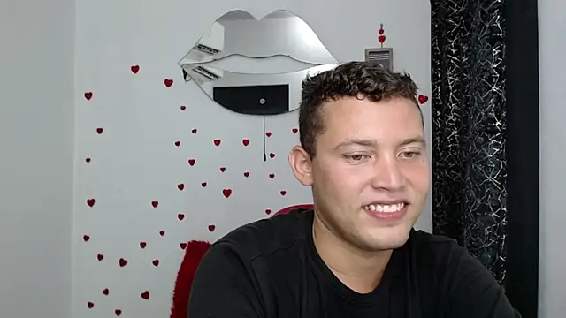 Snapshot of sven_fox723 chatting on 03/22/26, 12:03 sven fox723 online show from 03/22/26, 12:03