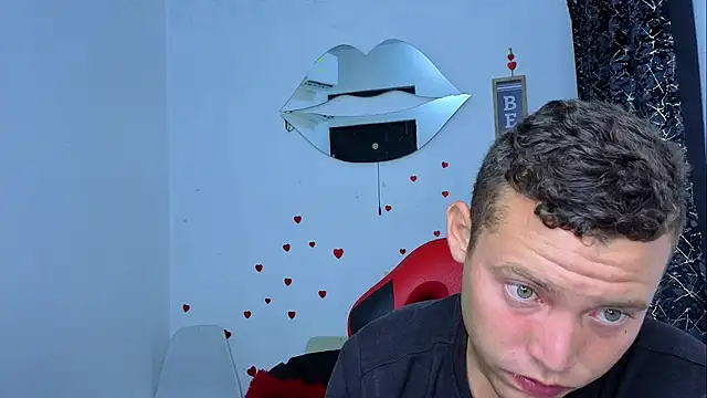 Snapshot of sven_fox723 chatting on 04/09/26, 12:10 sven fox723 online show from 04/09/26, 12:10