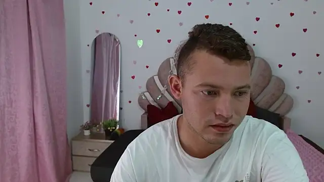 sven fox723 online show from 05/15/26, 01:07