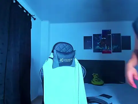 Snapshot of Steve_Dennis chatting on 04/09/26, 02:00 Steve Dennis online show from 04/09/26, 02:00