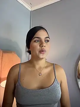 Bella-Ferrer online show from 03/12/26, 06:25