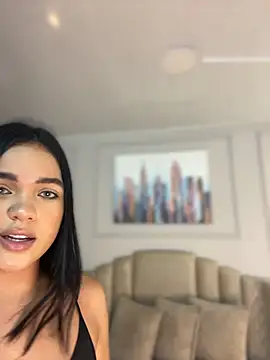 Bella-Ferrer online show from 04/14/26, 06:14