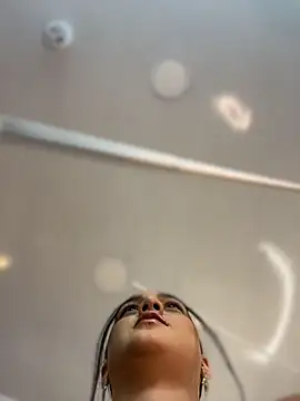 Bella-Ferrer online show from 04/29/26, 06:25