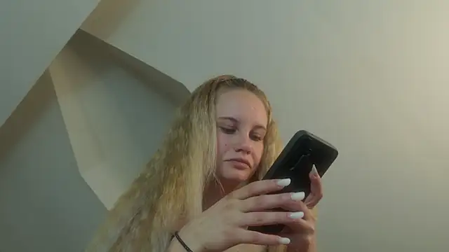 IceBlueBabe online show from 06/02/26, 07:38