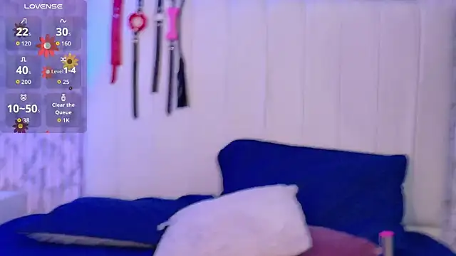 LorenaDuval online show from 04/14/26, 06:36