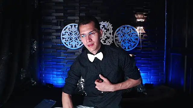 MilanDavid1 online show from 04/04/26, 05:43