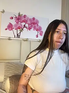 Snapshot of AmberVegaa chatting on 03/20/26, 12:54 AmberVegaa online show from 03/20/26, 12:54