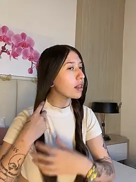 Snapshot of AmberVegaa chatting on 04/01/26, 01:01 AmberVegaa online show from 04/01/26, 01:01