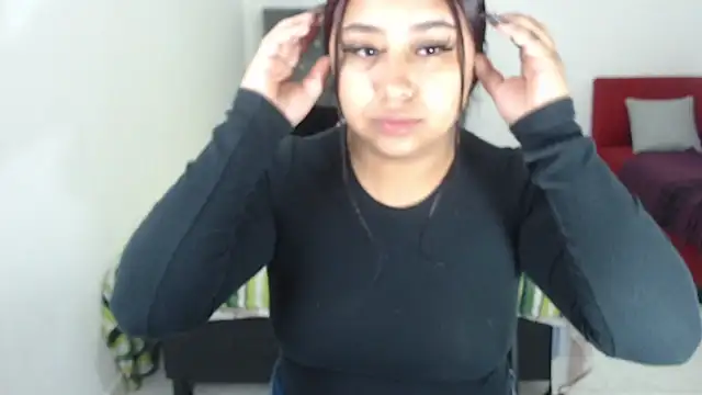 candymorena69 online show from 05/21/26, 12:45