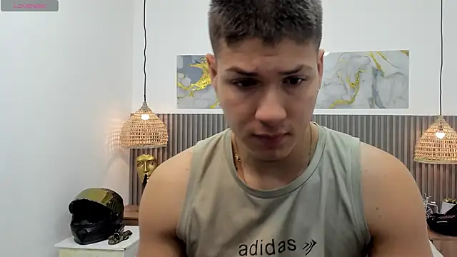 Snapshot of AlessandroFranco chatting on 03/29/26, 01:22 AlessandroFranco online show from 03/29/26, 01:22