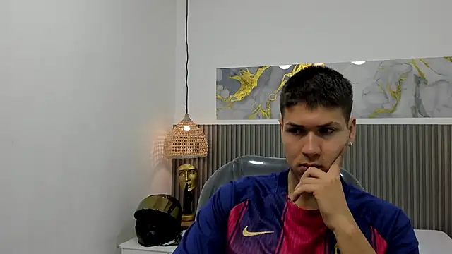 Snapshot of AlessandroFranco chatting on 04/04/26, 12:46 AlessandroFranco online show from 04/04/26, 12:46