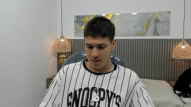 Snapshot of AlessandroFranco chatting on 04/09/26, 01:27 AlessandroFranco online show from 04/09/26, 01:27