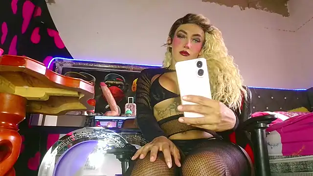 candy aass online show from 04/27/26, 09:35