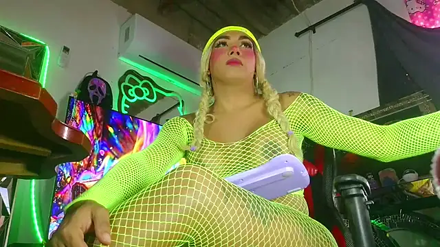 candy aass online show from 07/11/26, 09:27