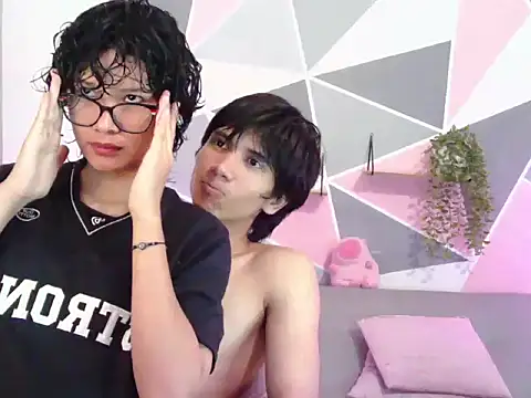 DanteAndXixi online show from 04/01/26, 04:02