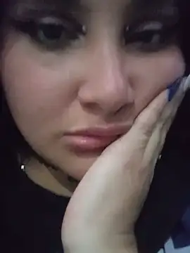 Snapshot of Liily_Foxxy chatting on 05/18/26, 10:21 Liily Foxxy online show from 05/18/26, 10:21