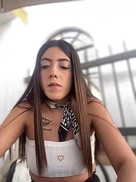 Electra Pinkk online show from 04/04/26, 01:52