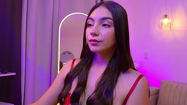 Gia Capri online show from 03/18/26, 12:03