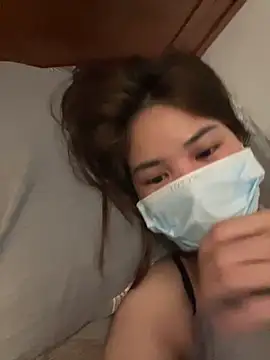 Snapshot of Emma_2603 chatting on 04/10/26, 10:25 Emma 2603 online show from 04/10/26, 10:25