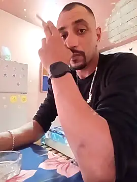 L7assTbabn online show from 04/05/26, 06:05