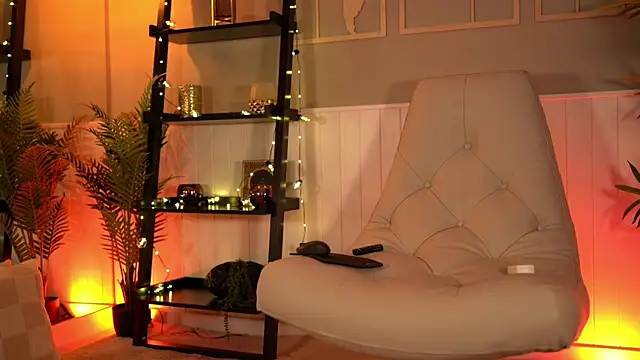 Snapshot of MabelVell chatting on 07/17/26, 05:40 MabelVell online show from 07/17/26, 05:40