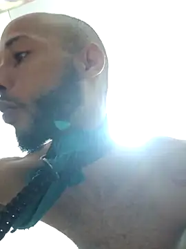 Snapshot of Polla-Grande_97 chatting on 04/15/26, 08:43 Polla-Grande 97 online show from 04/15/26, 08:43