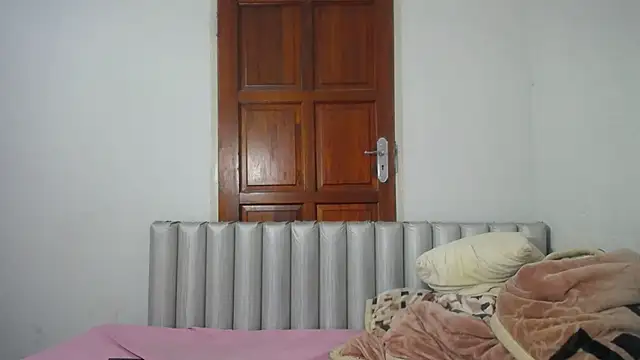 JoycyQueen online show from 04/18/26, 08:31