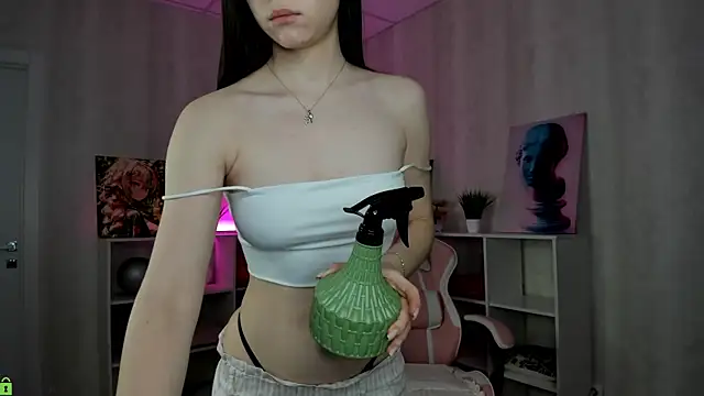 Snapshot of Aurora_Temptia chatting on 04/08/26, 09:09 Aurora Temptia online show from 04/08/26, 09:09