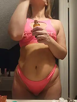 NicolePearl online show from 04/14/26, 01:00