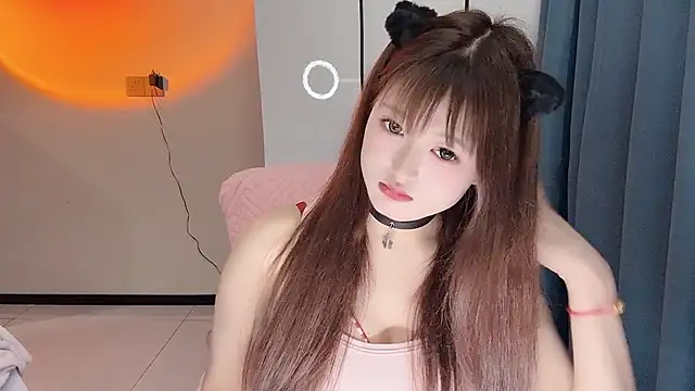 winnie-ww online show from 04/23/26, 12:29