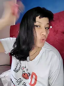 Snapshot of brunne_eva chatting on 05/03/26, 06:36 brunne eva online show from 05/03/26, 06:36