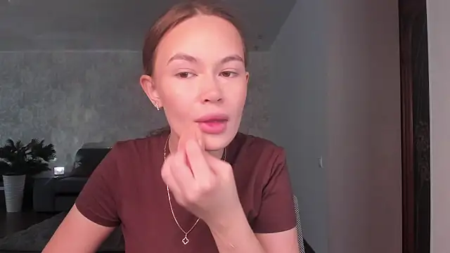 kittiangel00 online show from 04/16/26, 04:24