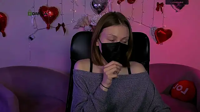 lola moans online show from 03/10/26, 03:28