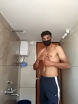 Snapshot of Roy3_2 chatting on 04/01/26, 06:36 Roy3 2 online show from 04/01/26, 06:36