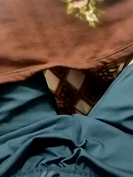 Snapshot of Roy3_2 chatting on 04/03/26, 06:28 Roy3 2 online show from 04/03/26, 06:28