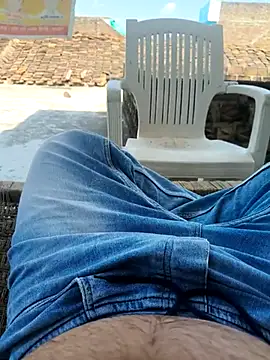 Snapshot of Desii_rockstarr chatting on 03/21/26, 08:19 Desii rockstarr online show from 03/21/26, 08:19