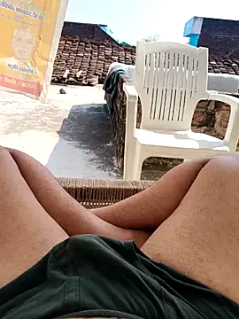 Snapshot of Desii_rockstarr chatting on 03/28/26, 04:01 Desii rockstarr online show from 03/28/26, 04:01