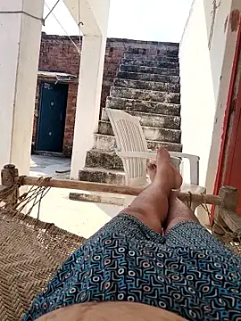 Snapshot of Desii_rockstarr chatting on 04/01/26, 03:51 Desii rockstarr online show from 04/01/26, 03:51