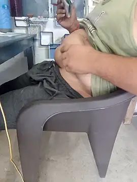 Snapshot of Desii_rockstarr chatting on 04/10/26, 03:01 Desii rockstarr online show from 04/10/26, 03:01