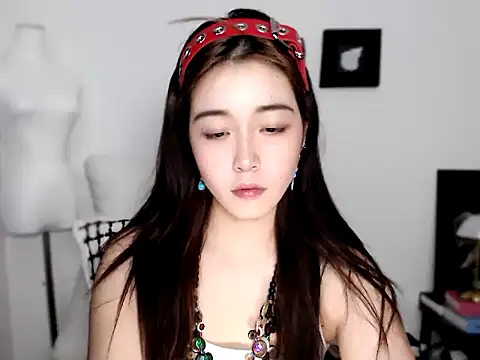 WQueen online show from 04/02/26, 10:35