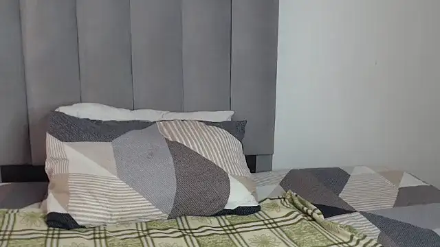 Tasha xxx online show from 04/15/26, 08:21