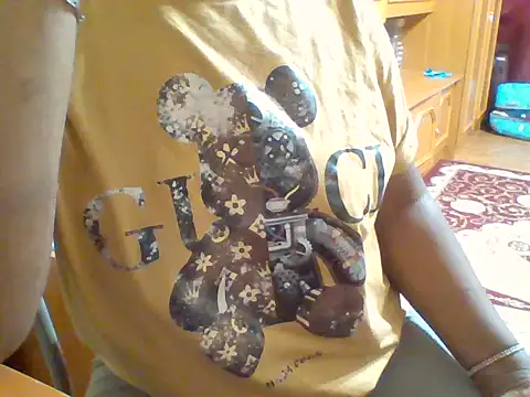 Snapshot of melaninebony2 chatting on 03/21/26, 08:19 melaninebony2 online show from 03/21/26, 08:19