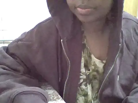 Snapshot of melaninebony2 chatting on 04/08/26, 02:00 melaninebony2 online show from 04/08/26, 02:00