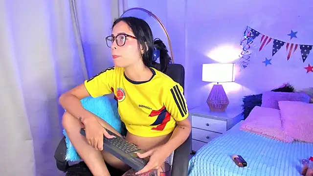 nahiara santana online show from 07/04/26, 03:02