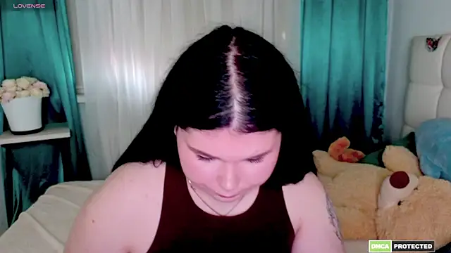 Dalila Lay online show from 04/27/26, 09:18