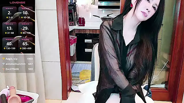nuanuanbaobei online show from 06/04/26, 05:41